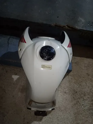 Tanque de Titan 150 + Banco 