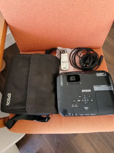 Projetor Epson powerlite s12+