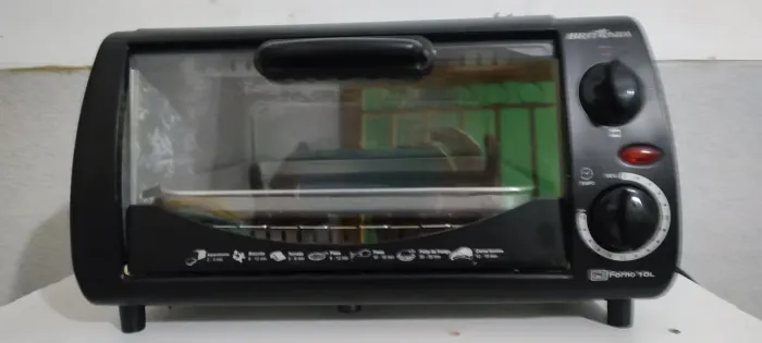 Forno elétrico Britânia 127v - 10L / desapego funcionando perfeitamente