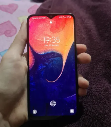 Samsung A50 e Moto g6