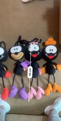 Cinco bonecos de pelúcia da Turma do Smilingüido