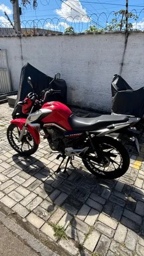 Titan 160 2023 único dono