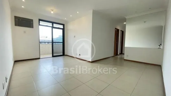 Apto no Zumbi | 3 quartos (1 suíte)