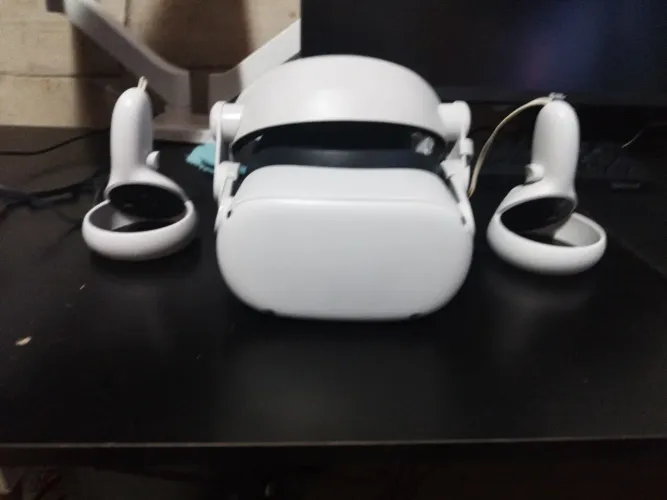 Óculos VR Meta Quest 2 com Strap