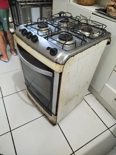 Fogão 4 bocas usado
