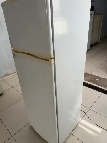 Geladeira cônsul com GARANTIA