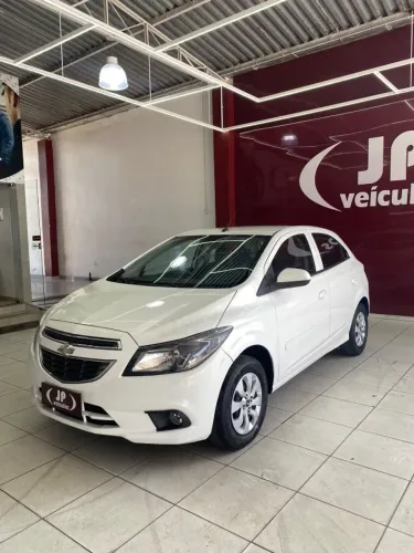 Chevrolet Onix Hatch LT 1.0 8V Flex Power Mec. 4P 2015