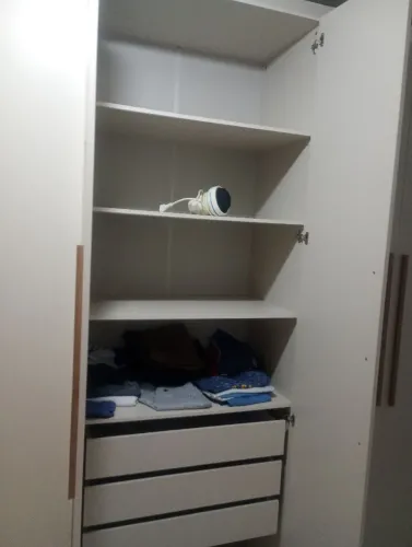 Guarda roupa