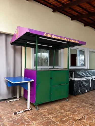 Carrinho de vender guaraná
