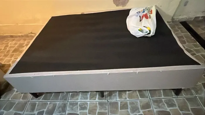 Doação cama box quebrada retirar