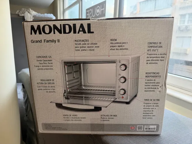 Forno novo na caixa