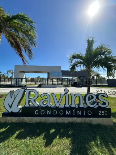 LOTE NO CONDOMÍNIO RAVINES