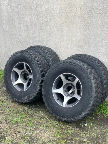 Jogo de rodas 15 com pneu MTX Firestone