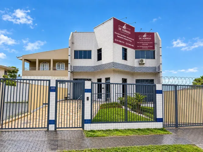 Aluga-se Excelente conjunto comercial com 78 m2 Bairro Alto Boqueirão Curitiba Pr