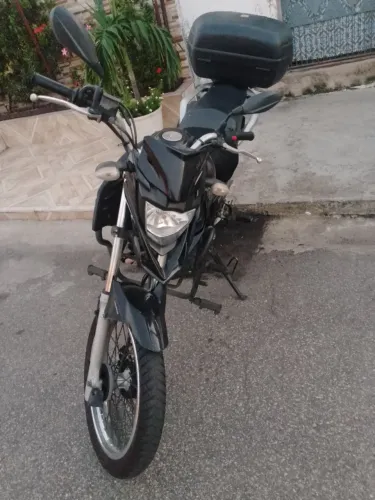 VENDO MOTO CROSSER MUITO NOVA. VENHA CONFERIR.