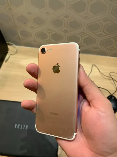 iPhone 7 32gb rose gold