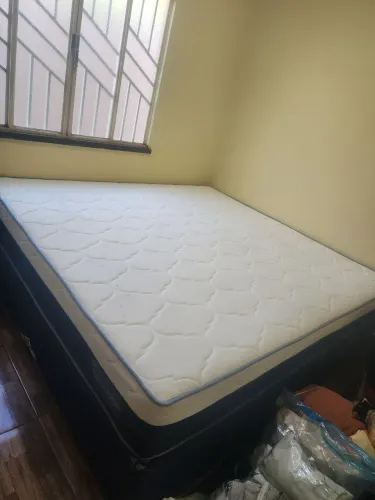 Vendendo uma cama king seminova