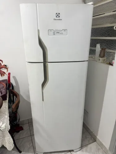 Geladeira Electrolux Frost Free - Para Conserto