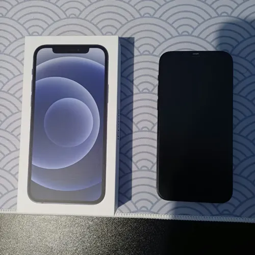 iPhone 12 64GB