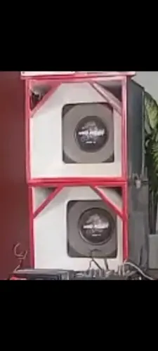 Vendo 1 medio 900w na caixa