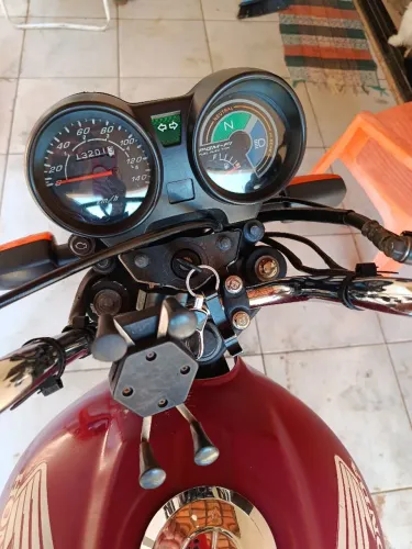 Vendo cg fan 150 ESI 2010