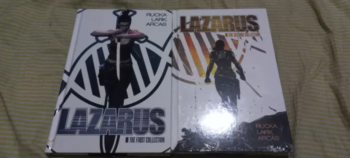 Lazarus The First Collection 1 e 2 Greg Rucka Michael Lark Image Comics