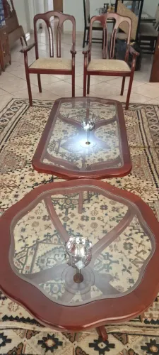 Mesa de centro e mesa lateral 