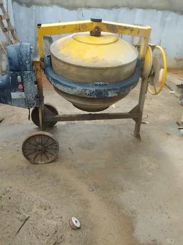  Vendo Betoneira Menegotti
