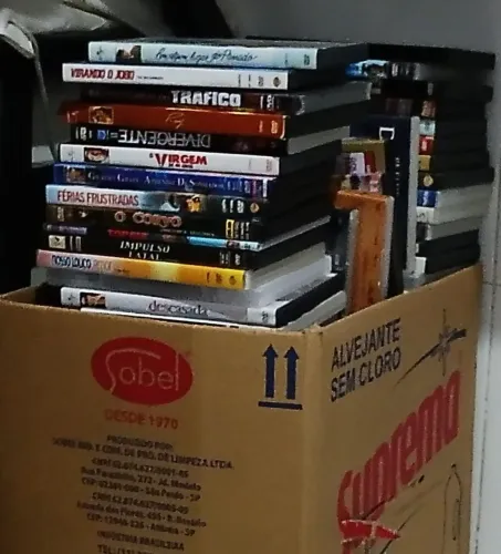Aparelho de blu-ray com discos de cortesia