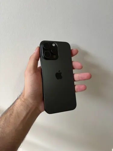 iPhone 16 Pro Max 256GB Impecável