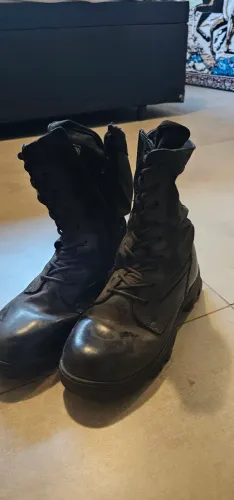 Botina Coturno com zíper super confortável