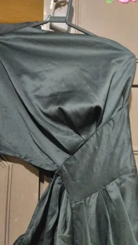 Vestido de cetim com preta tamanho M novo da shein
