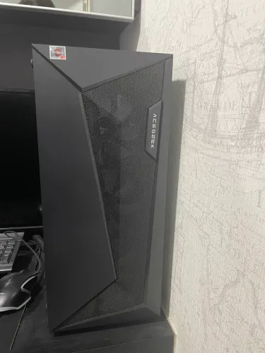 Pc gamer pouquíssimo usado