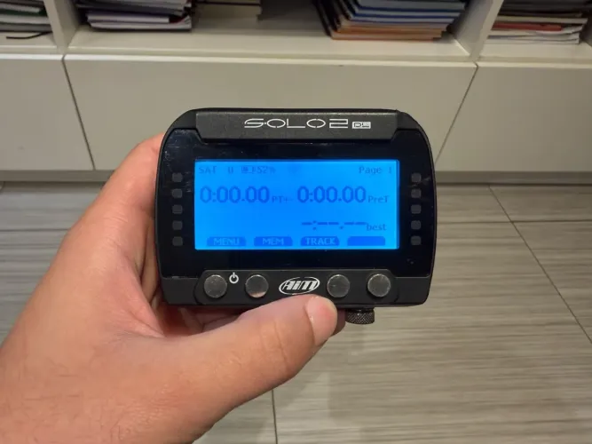 AiM Solo 2 DL GPS Lap Timer Data Logger Automobilismo