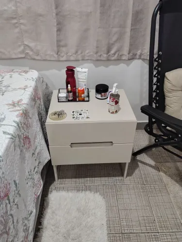 Mesa de cabeceira
