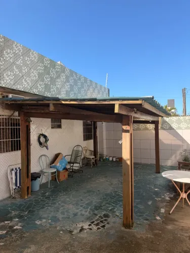 Cobertura / Pergolado de Garagem em Madeira de Lei (4m x 3m) com Telhas