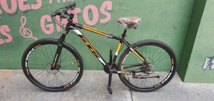 Bicicleta - Aro 29 - GTS Feel - Freio a Disco e Suspensão
