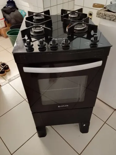 Fogão 4 bocas semi novo