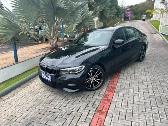 BMW 320I A 2.0 TB M Sport Activeflex 16V 4P 2022