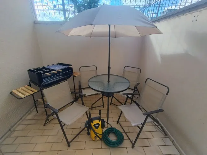 Kit área externa completo - churrasqueira + conjunto de mesa com guarda sol + lavadora