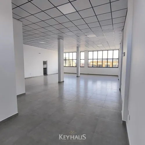 Sala Comercial no 2º Piso | Av. Campos Novos - Itajaí - SC