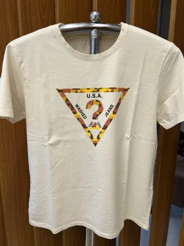Camiseta Feminina Guess M