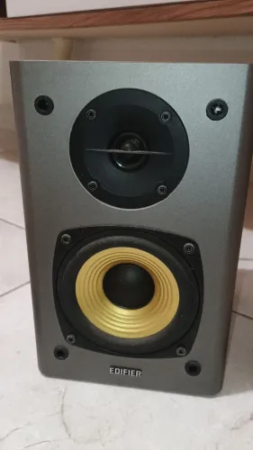 Edifier R1000T4