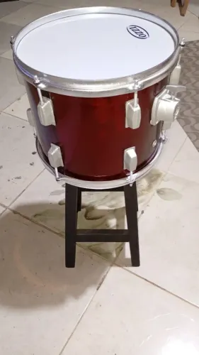 Ton 12 polegadas com pele nova