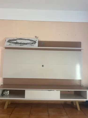 Painel para TV home com pés