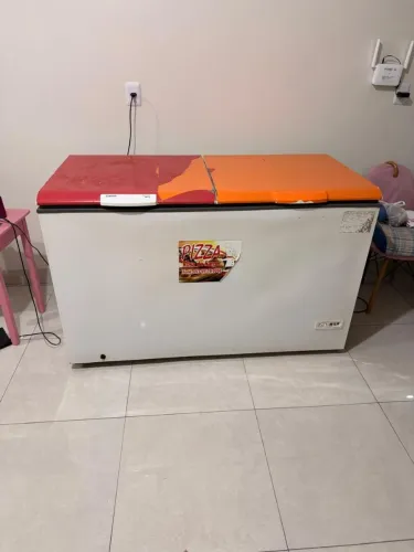 Freezer duas portas em ótimas condições funcionando perfeitamente