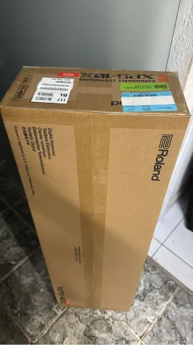 Roland xps10x red