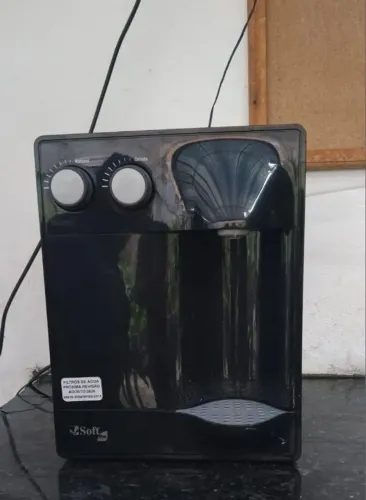 Purificador de água/ água gelada e natura funcionando perfeitamente 