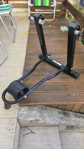 Rolo de Treino para Bicicleta - R$ 70 - Retirada prox Vila Olímpia