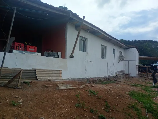 Pedreiro empreiteiro